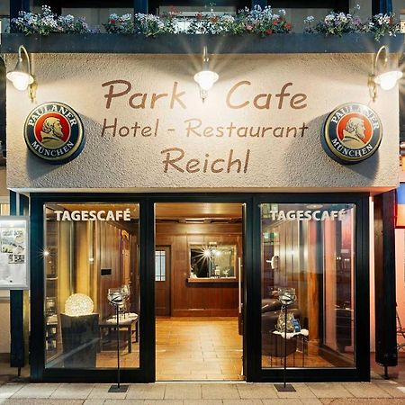 Hotel Park Cafe Reichl Бад Абах Екстериор снимка
