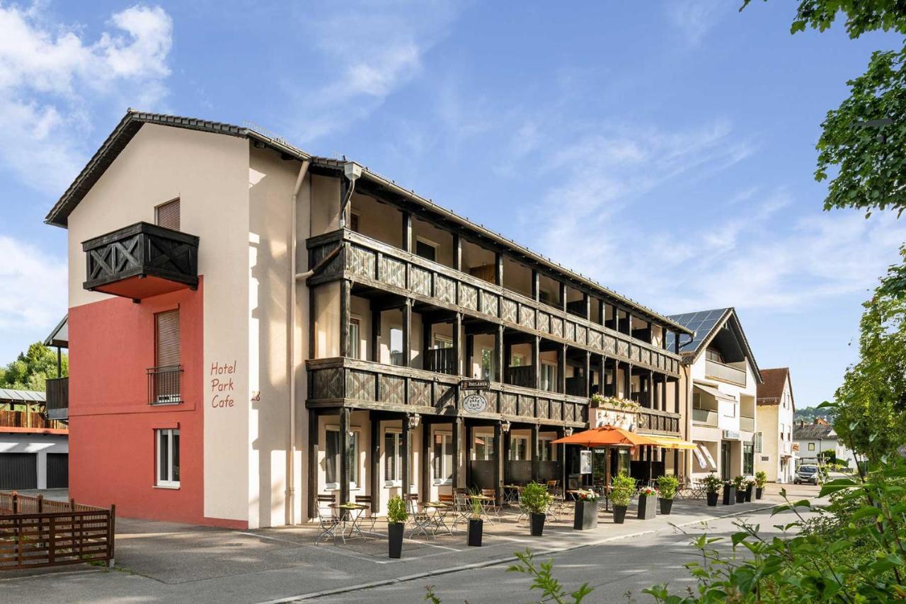 Hotel Park Cafe Reichl Бад Абах Екстериор снимка