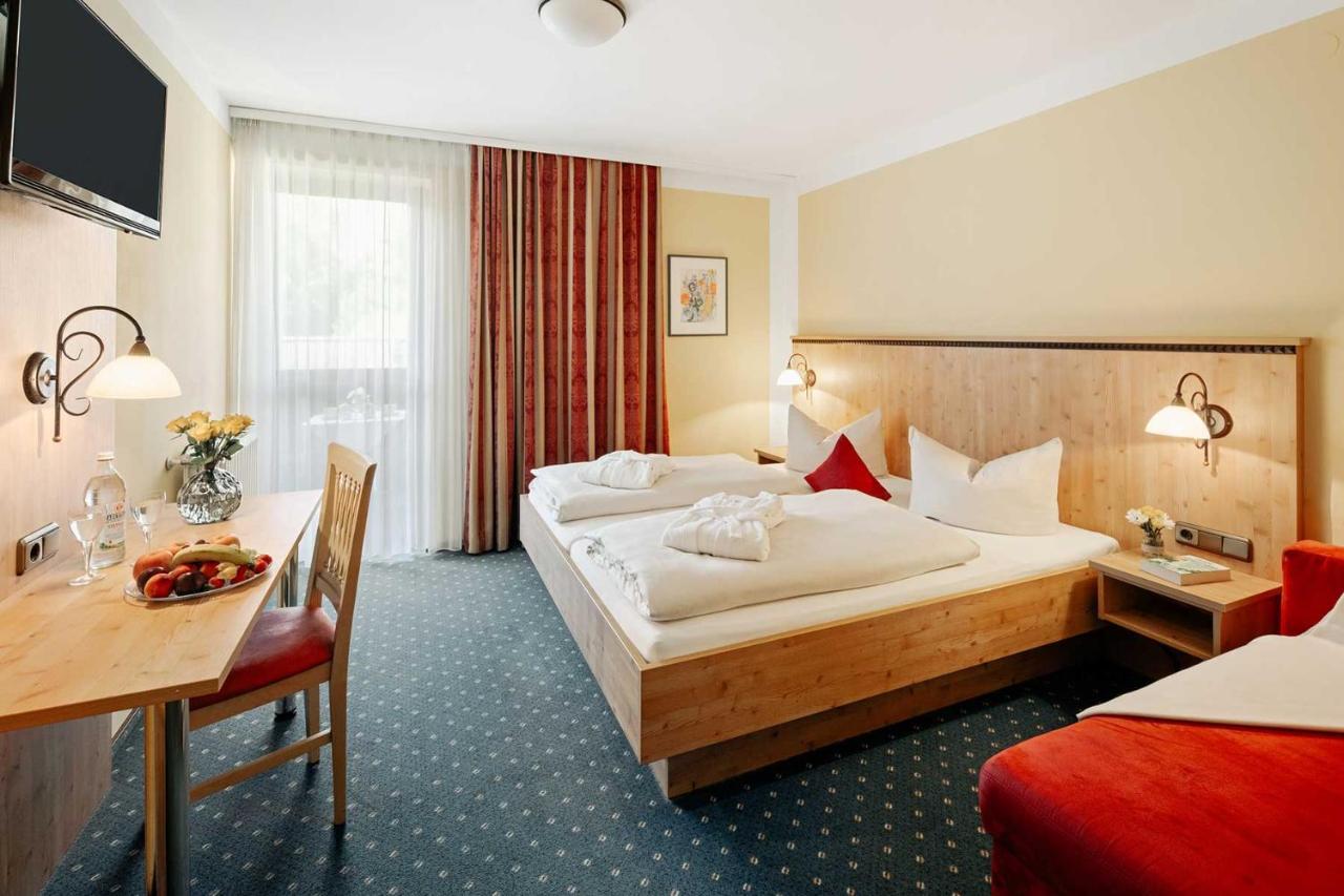 Hotel Park Cafe Reichl Бад Абах Екстериор снимка