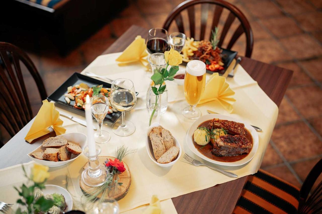 Hotel Park Cafe Reichl Бад Абах Екстериор снимка